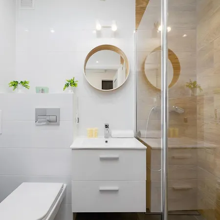 Jasny Apartament Blisko Tauron Arena By Renters * 크라쿠프